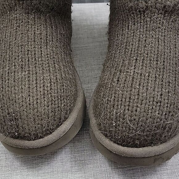 UGG Capra Gray Wool knit shearling lined Boots Ribbed - 1012287  women's sz 5 - Picture 3 of 10